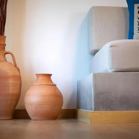 Villa Magnificent Crete Isla Bonita Private Furnished Terrace Grand Heated Pool Bbq 2 Bedroom Mylopotamos *